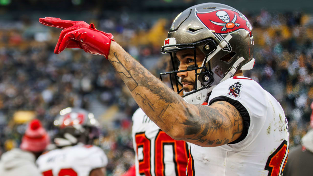 Tampa Bay Buccaneers Offense Shines in Dominant Win Over Packers BVM