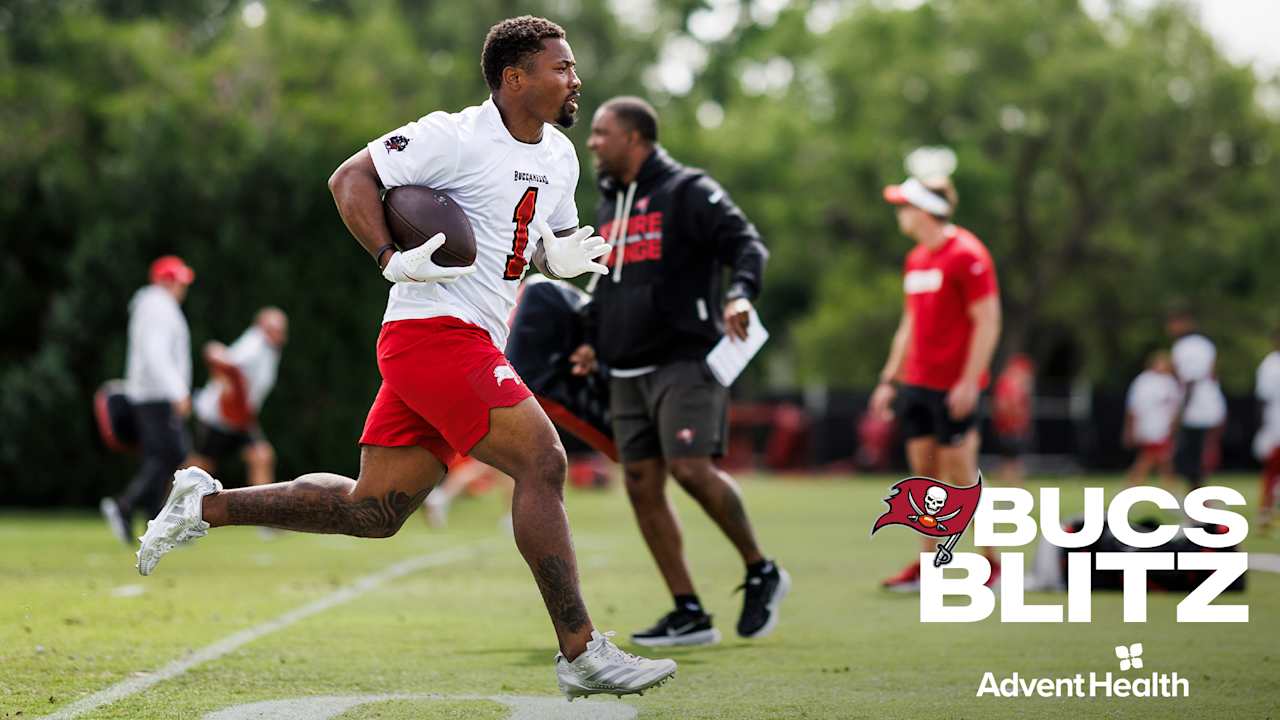 Steelers MVP Kenneth Gainwell Joins Buccaneers to Replace Rachaad White
