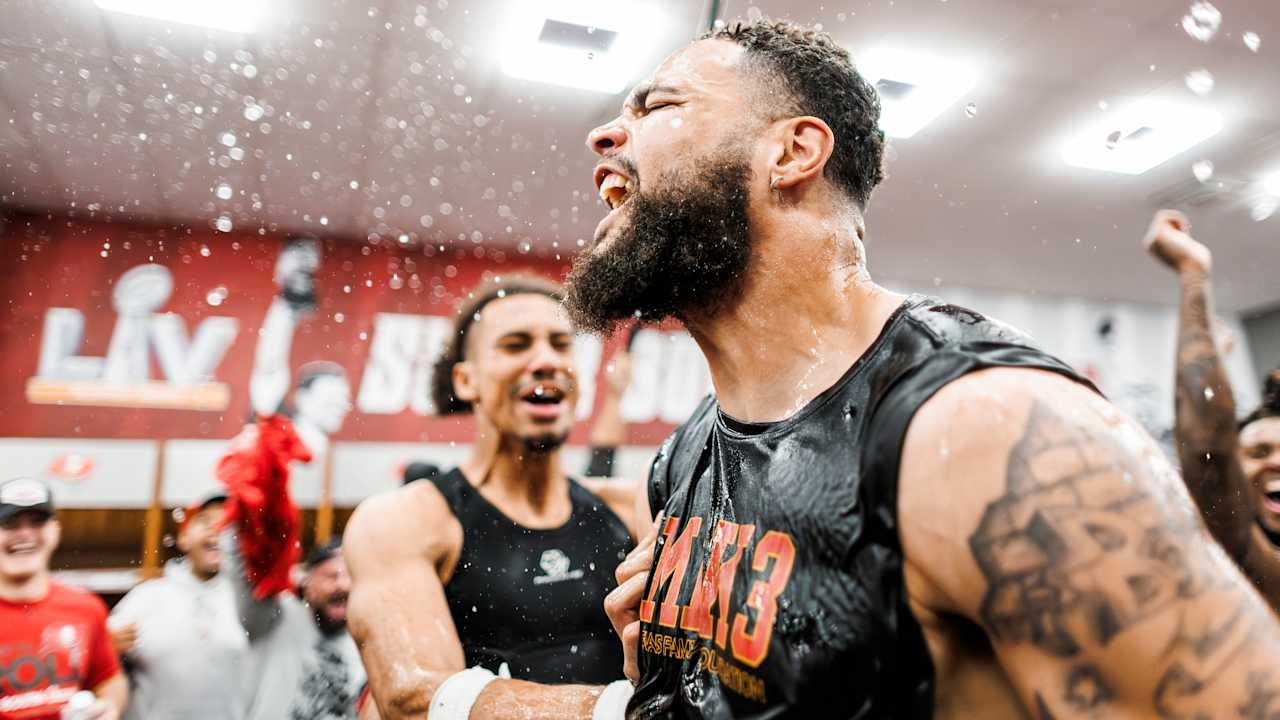 Everyone Loves Mike(s)! | Reactions to Tampa Bay Buccaneers Best Moments  Brackets, image size:1280x720