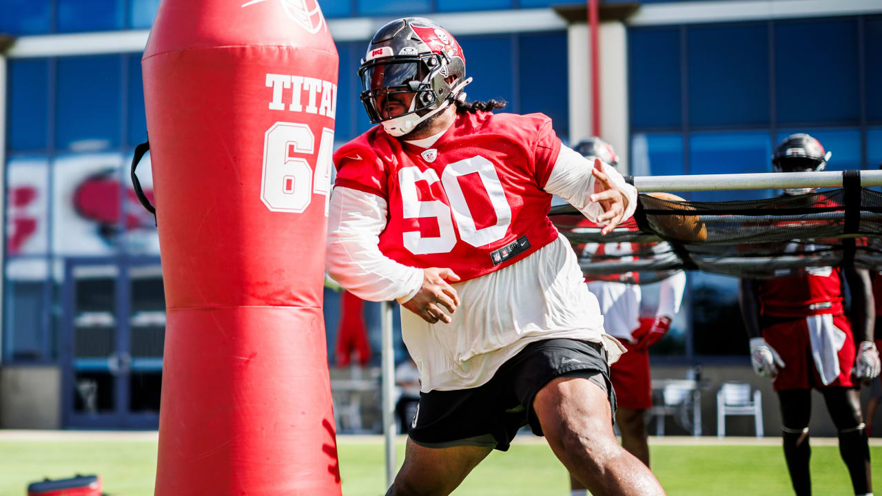 DL Vita Vea, Calijah Kancey Give Tampa Bay Buccaneers Compliment Eachother