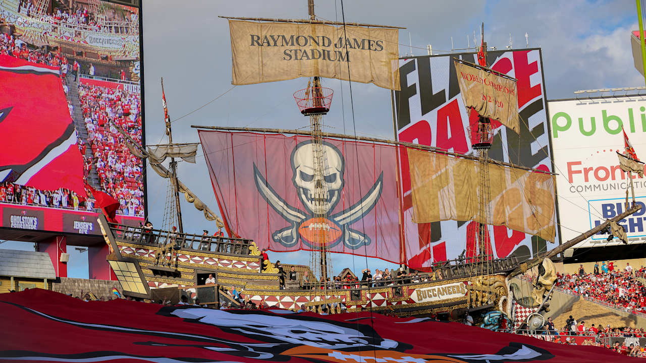 TJ Yates Named Tampa Bay Buccaneers' Passing Game Coordinator