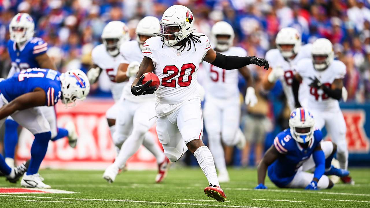 DeeJay Dallas becomes the first NFL player to return a dynamic kickoff for a touchdown, and other notes from the Arizona Cardinals after a loss in Buffalo