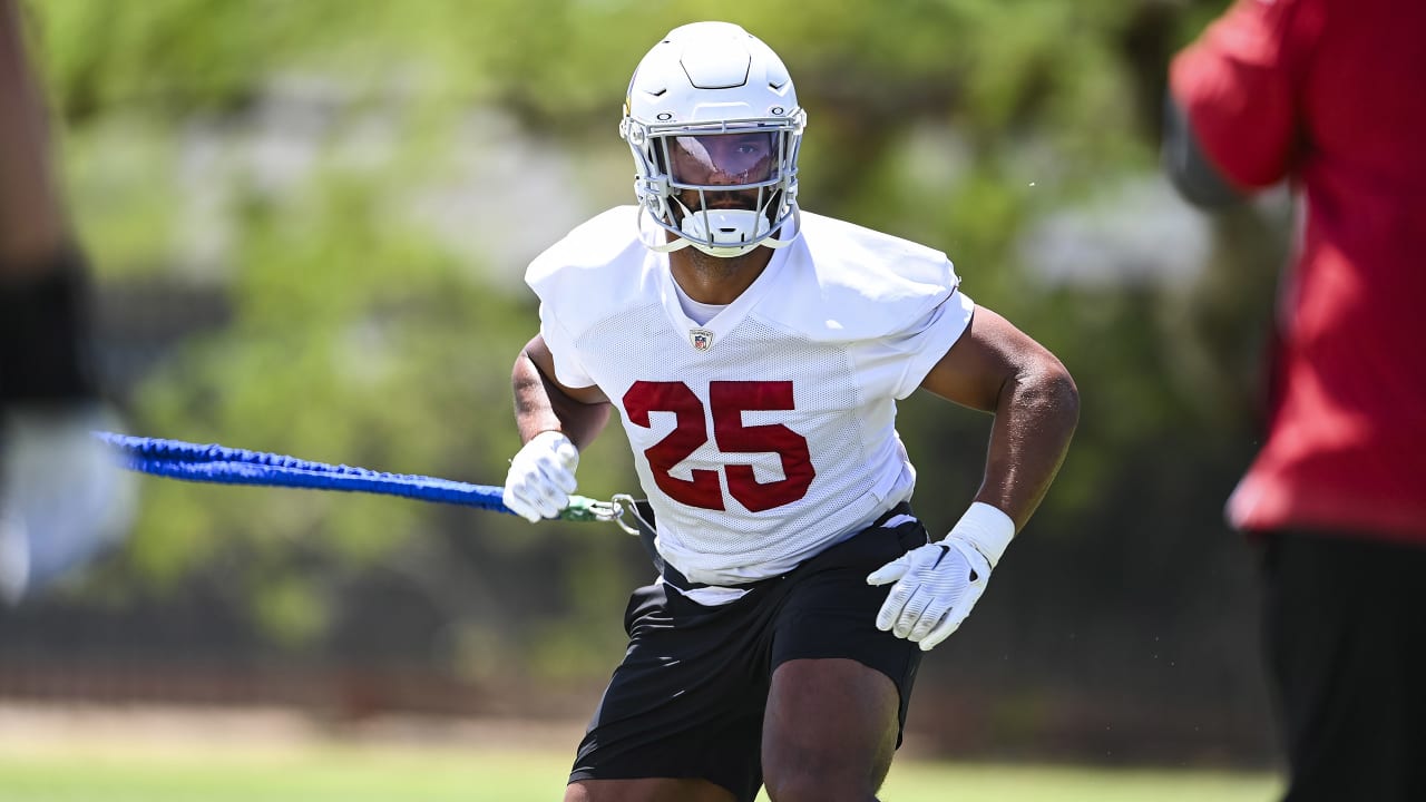 Cardinals Lb Zaven Collins Says He Wont Change Despite Team Turning