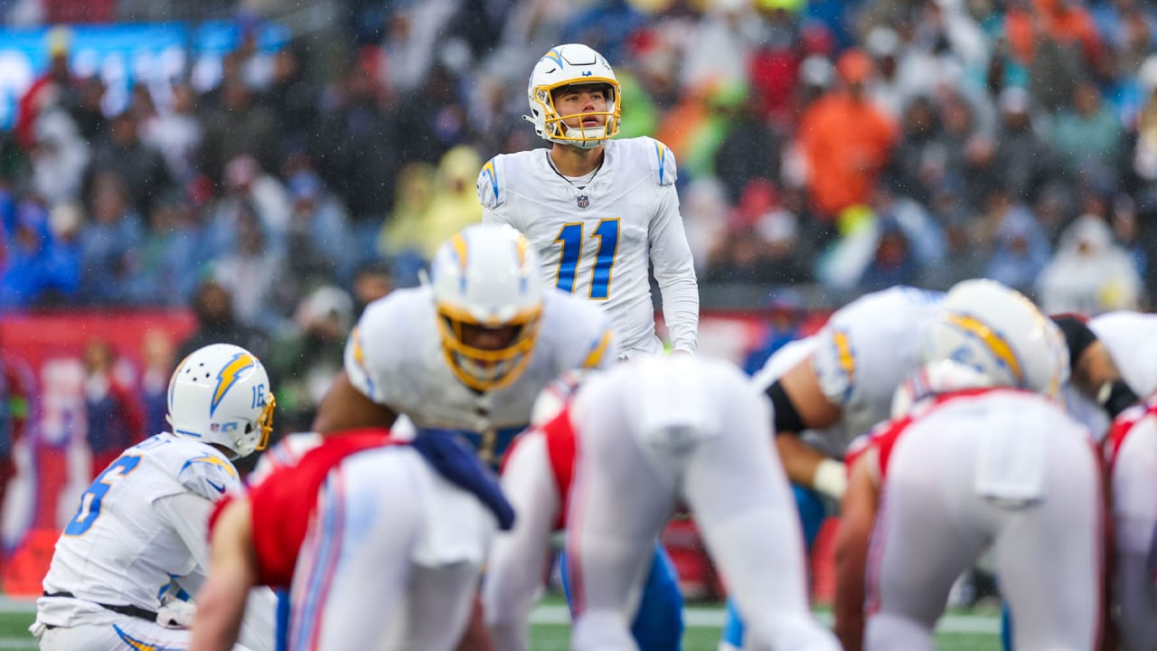 Cameron Dicker Highlight: 38-yard FG Opens Scoring In Chargers-Patriots ...