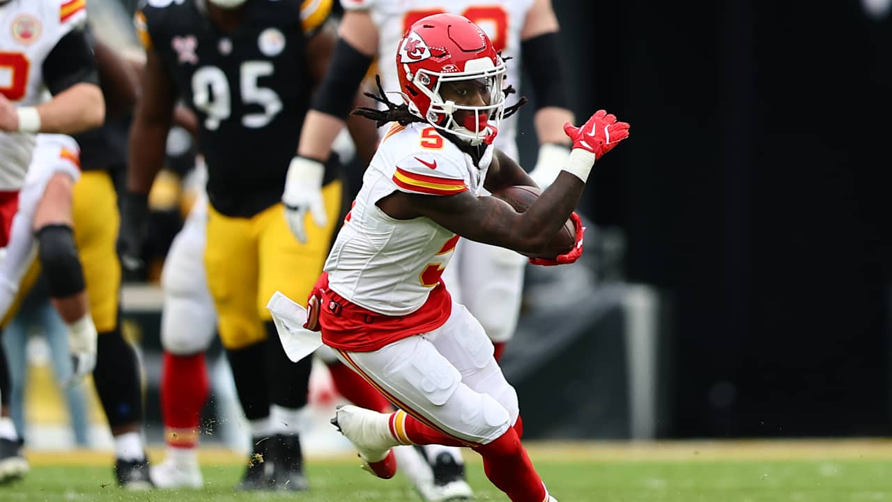 Chiefs Re-Sign WR Hollywood Brown