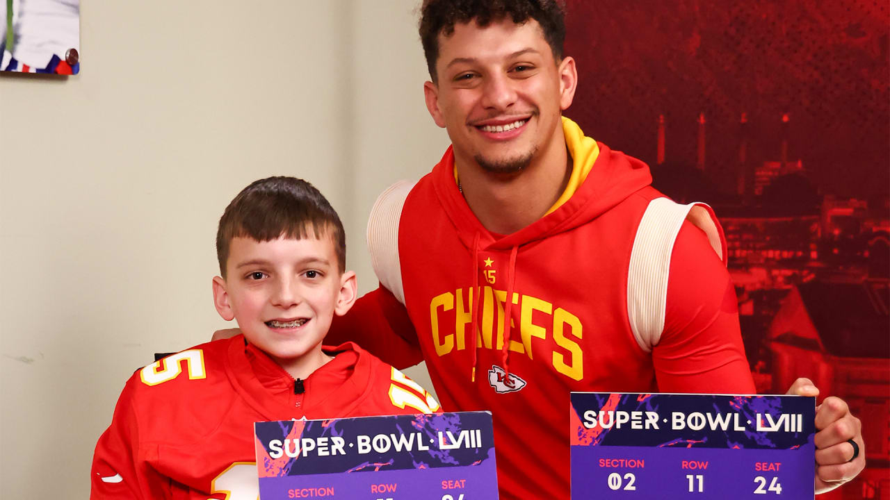 Patrick Mahomes Surprises Young Fan with Super Bowl LVIII Tickets