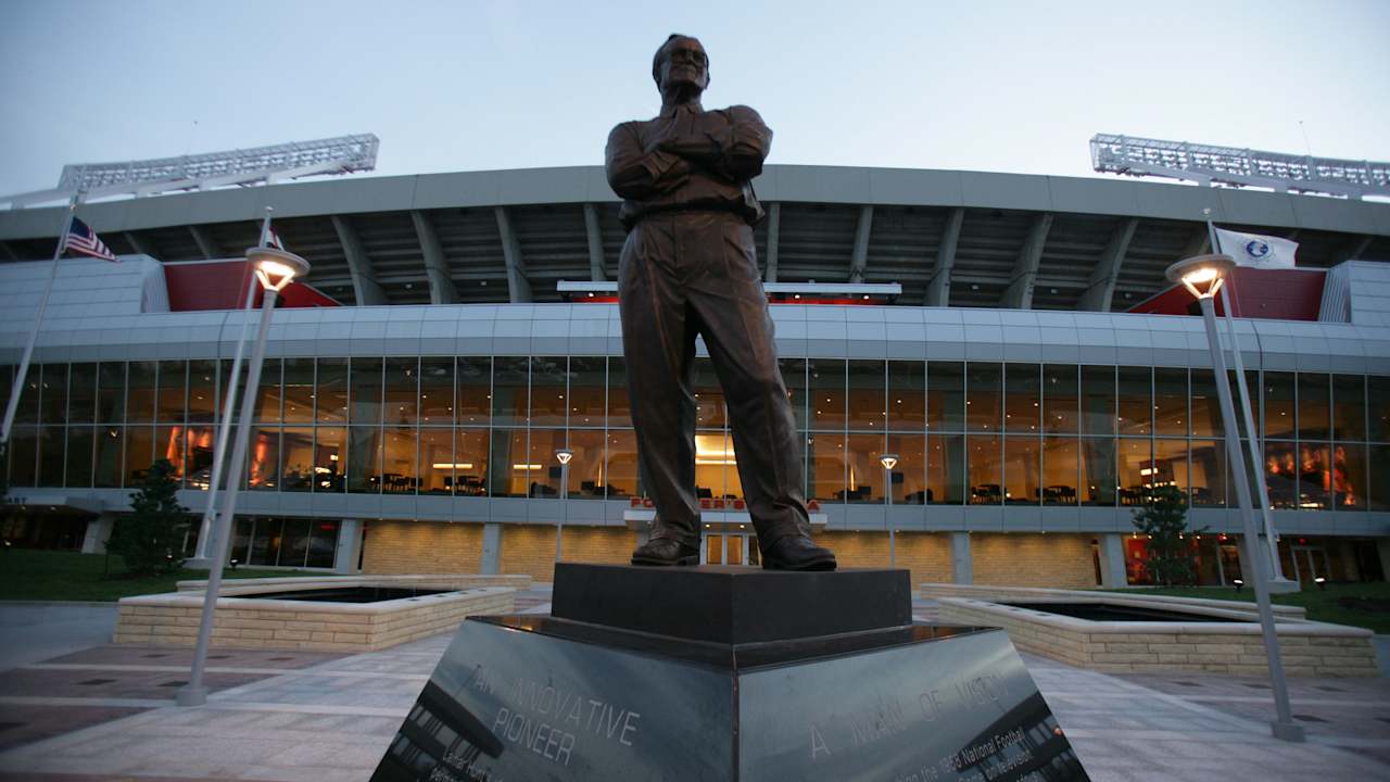 A Grand Vision Realized: How Lamar Hunt Brought Soccer to the United States