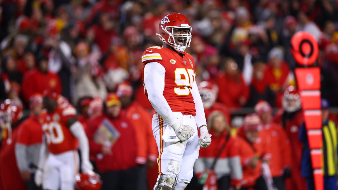 Kansas City Chiefs Defensive Tackle Chris Jones' Clutch Sack Of ...