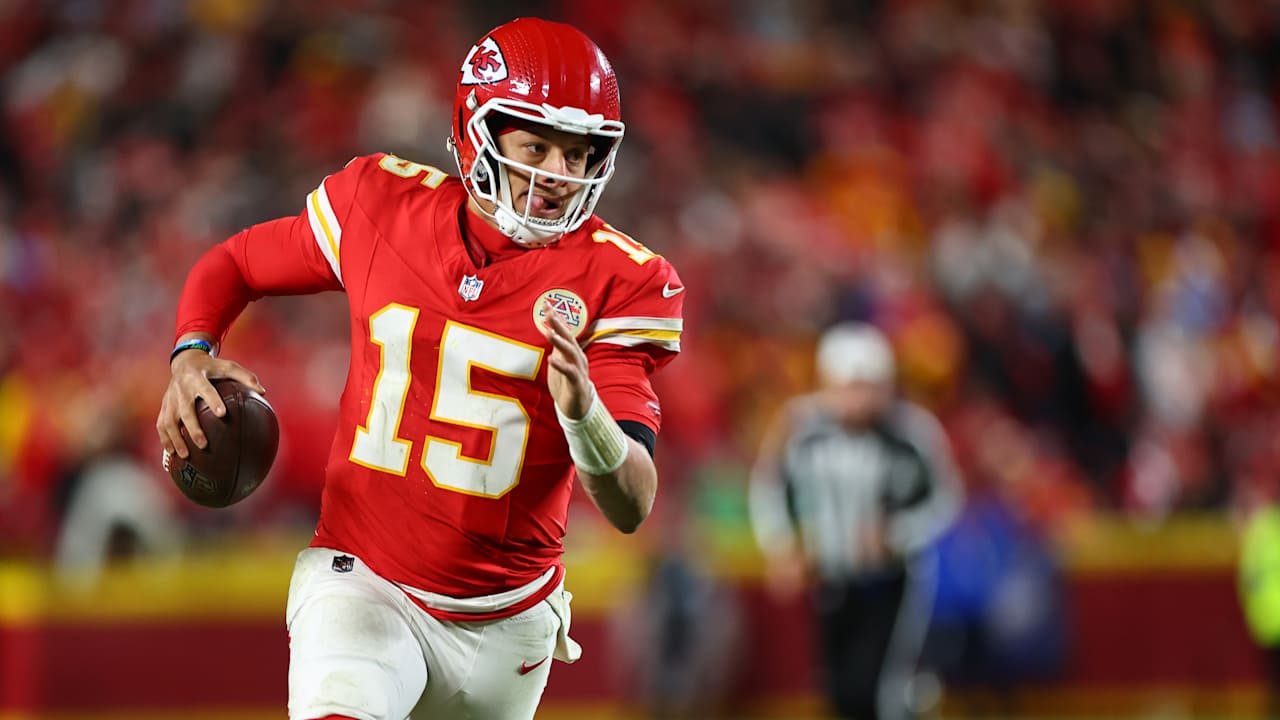 Chiefs Defeat Chargers, 19-17, to Clinch Ninth-Straight AFC West Title