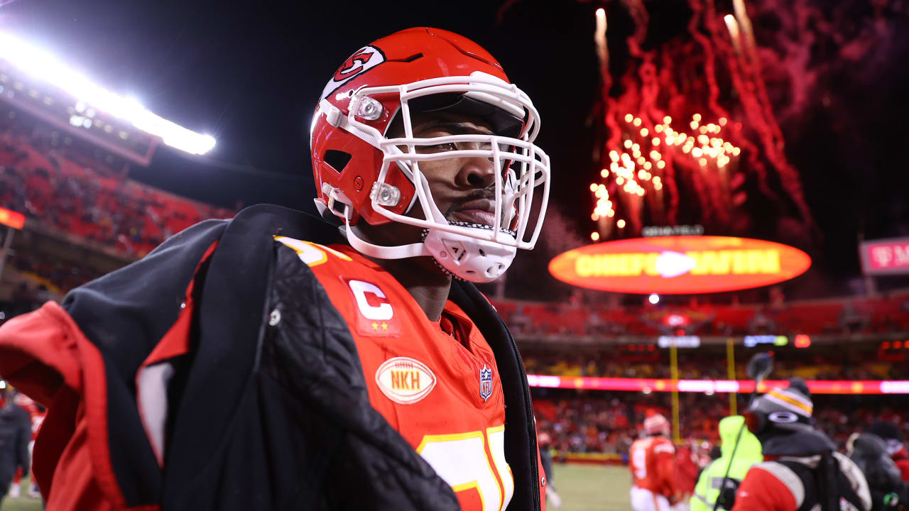 Photos: Game Action From Wild Card Playoff Game | Chiefs Vs. Dolphins