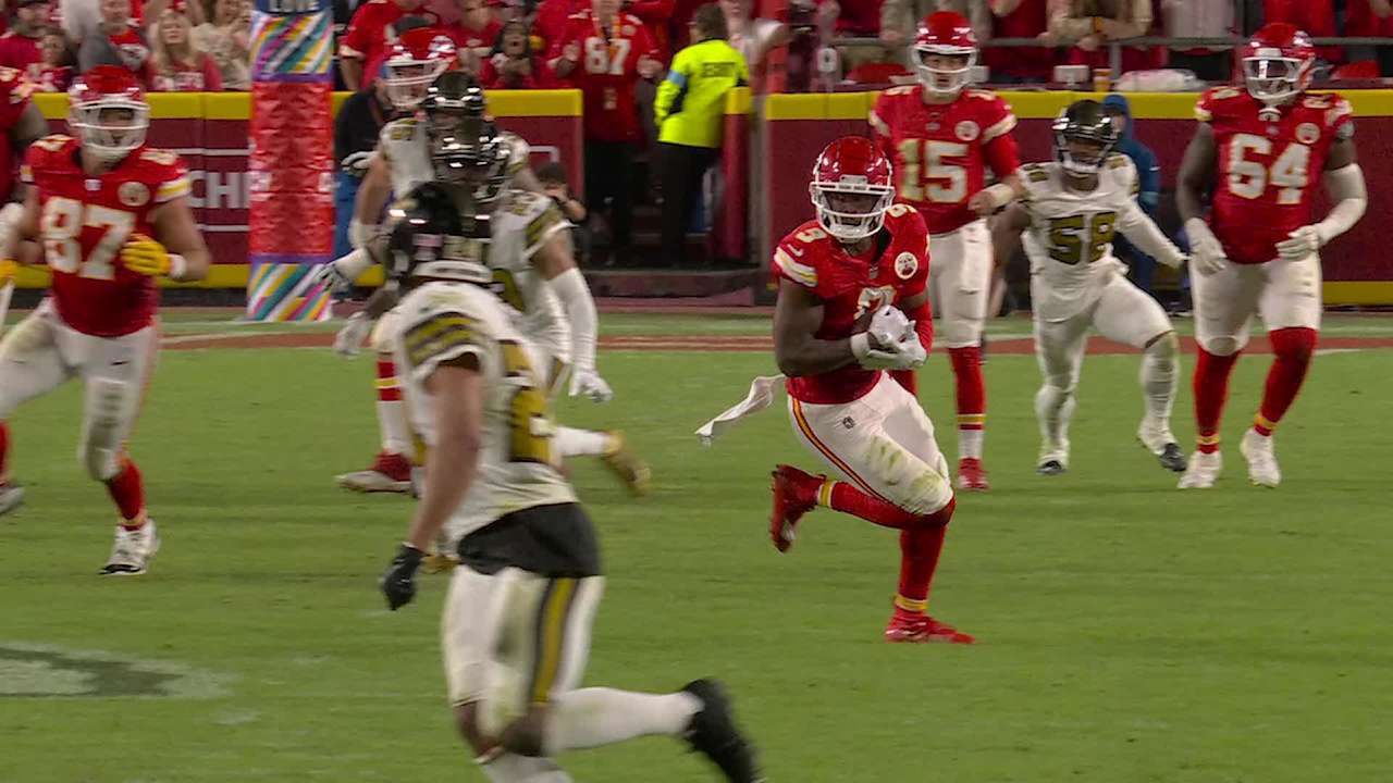 Chiefs Wide Receiver JuJu Smith-Schuster Sees Green On 50-yard Catch ...