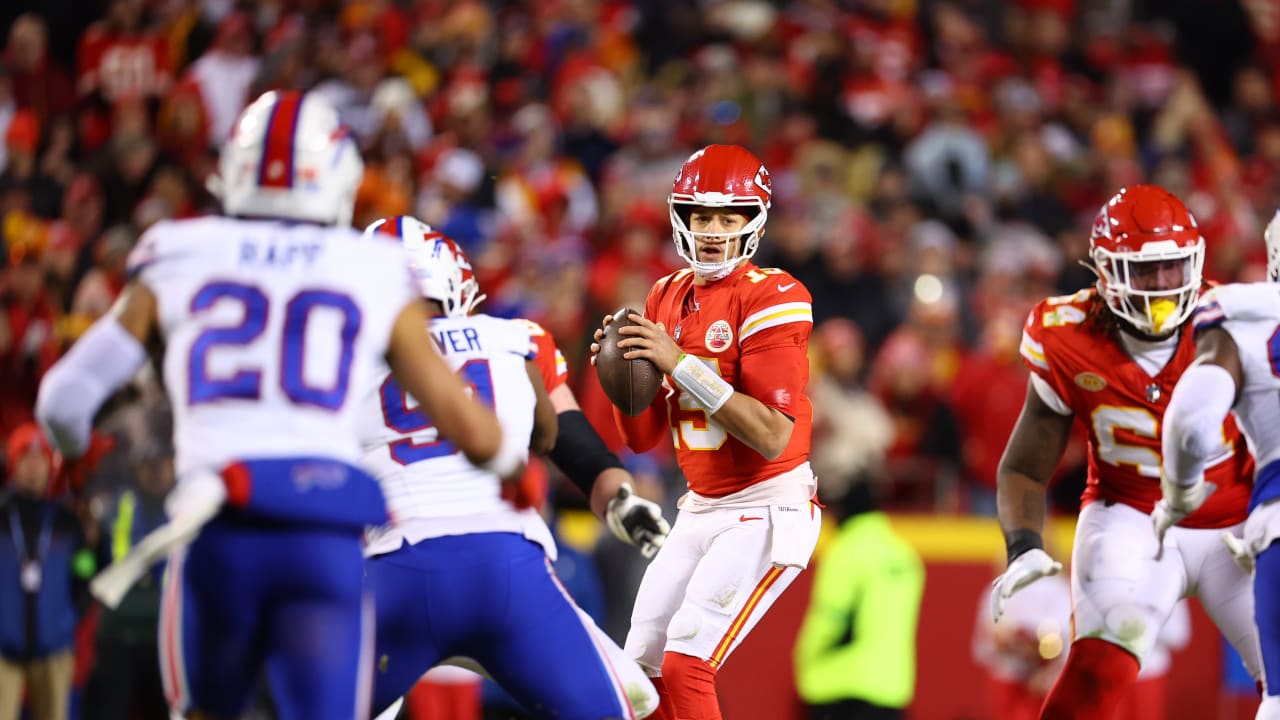 Kansas City Chiefs quarterback Patrick Mahomes' backshoulder pass hits