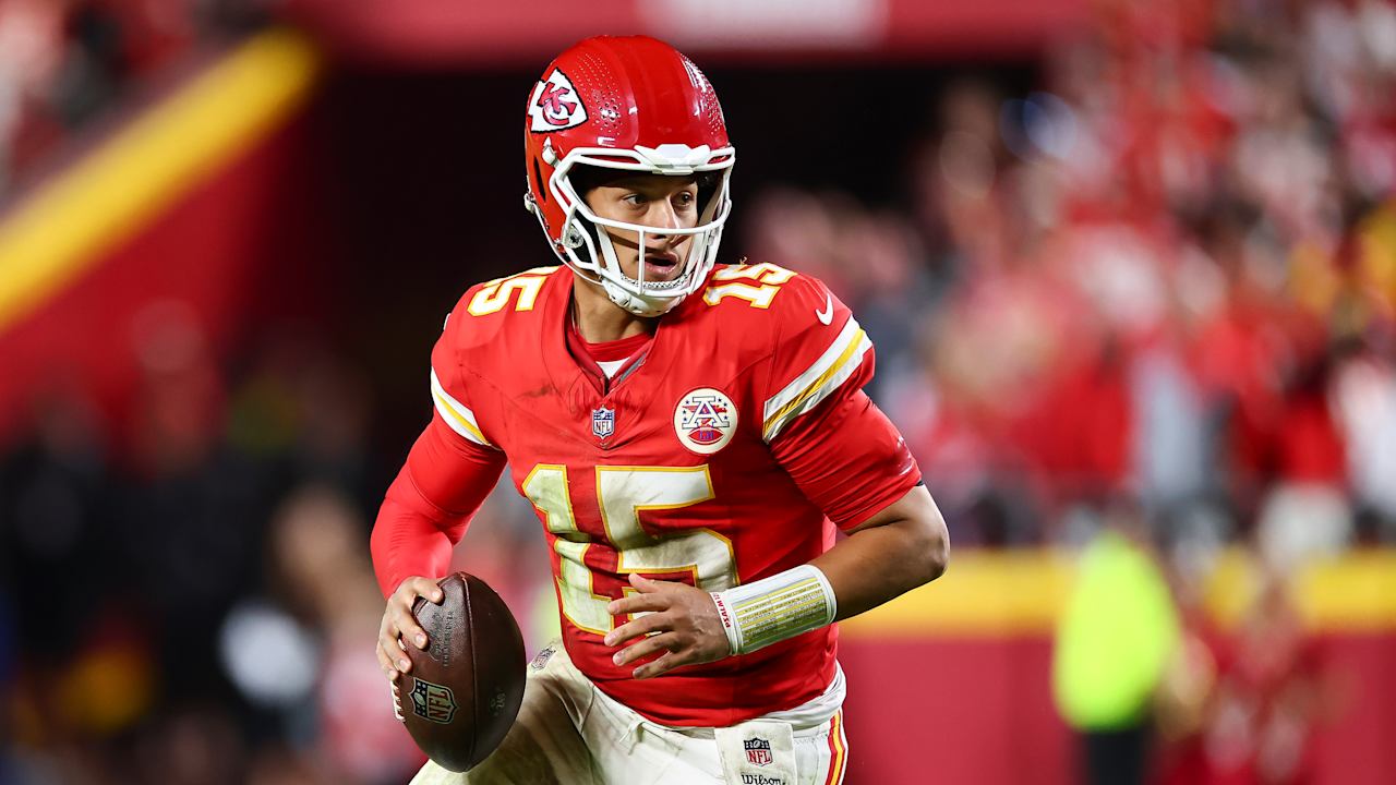 Chiefs defeat Saints, 26-13, on Monday Night Football