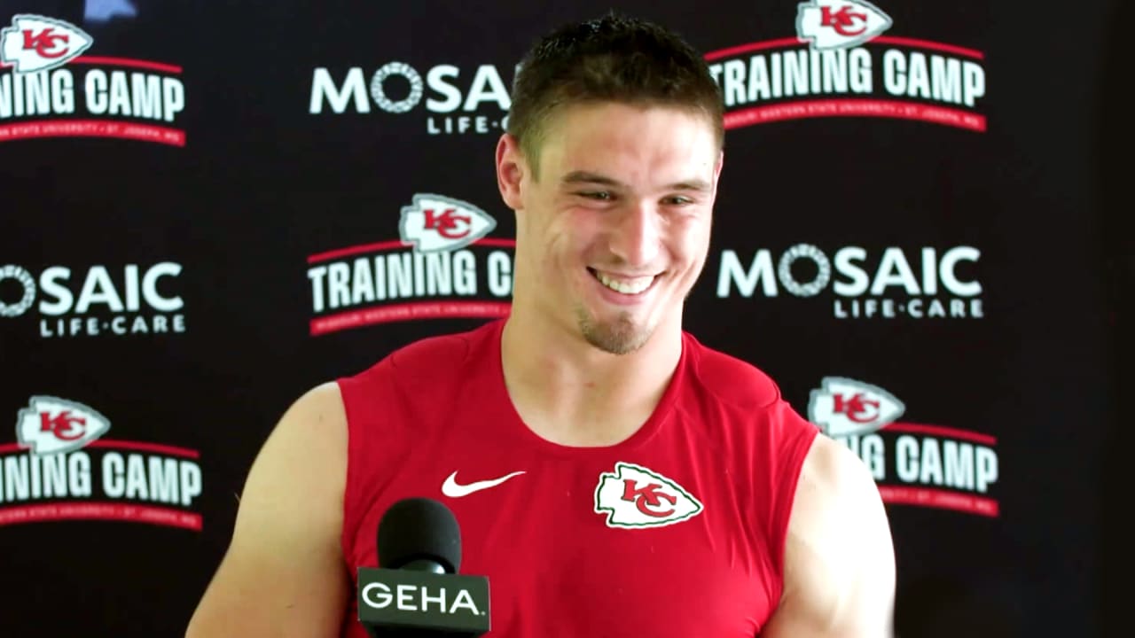 Linebacker Leo Chenal: 'You Have Got to Get Better No Matter What ...