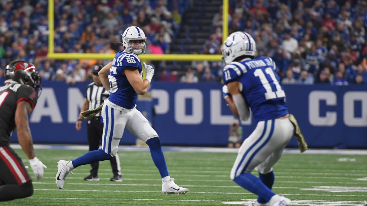 Highlight Gardner Minshew Fits Pass Between Three Bucs Defenders For