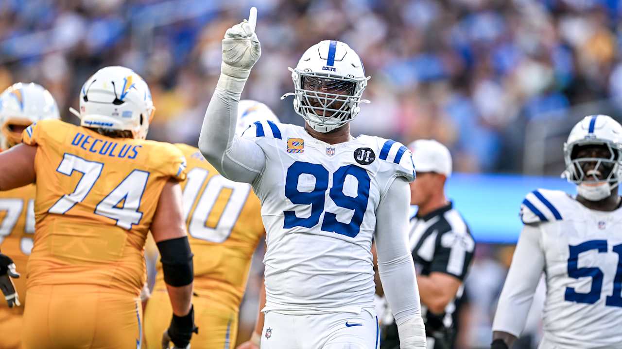 Timely plays by undermanned Colts defense help secure win over Chargers