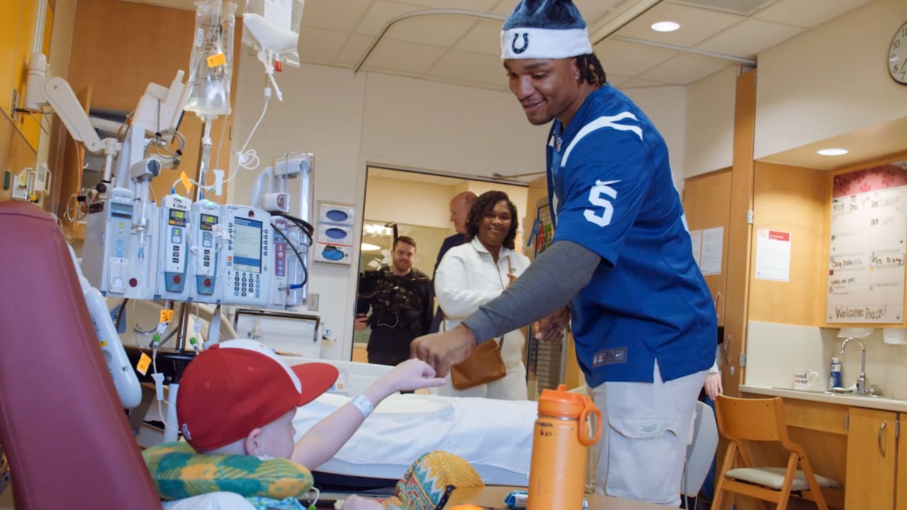 Anthony Richardson visits Riley Children's Health