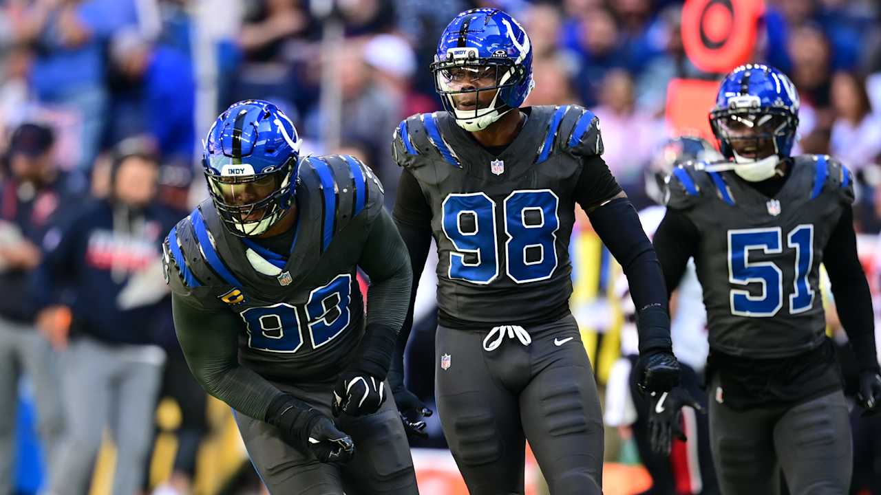 Colts defeat Texans 19-17 to secure first win of the season