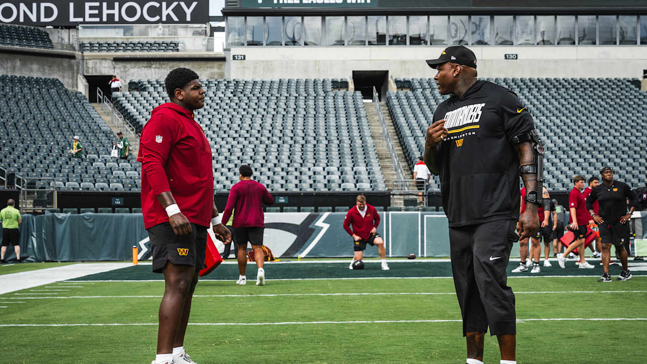 'A real brother': Tunsil provides invaluable mentorship to Commanders O-Line