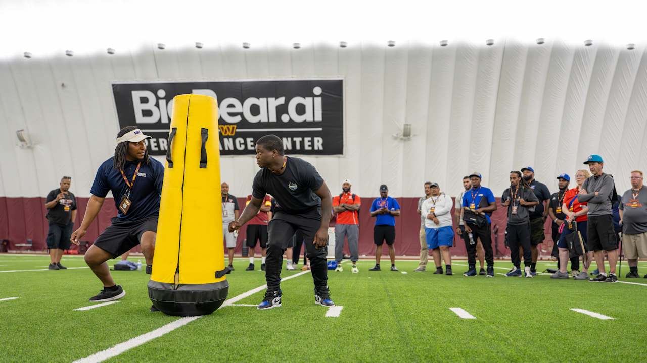 Commanders open BigBear.ai Training Center for youth football clinics