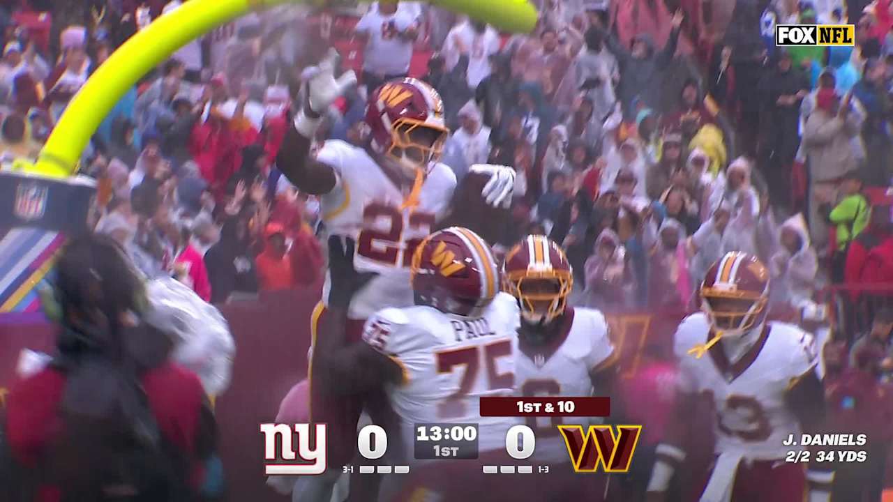 Can't-Miss Play: 33-yard TD! Croskey-Merritt opens the scoring in ...