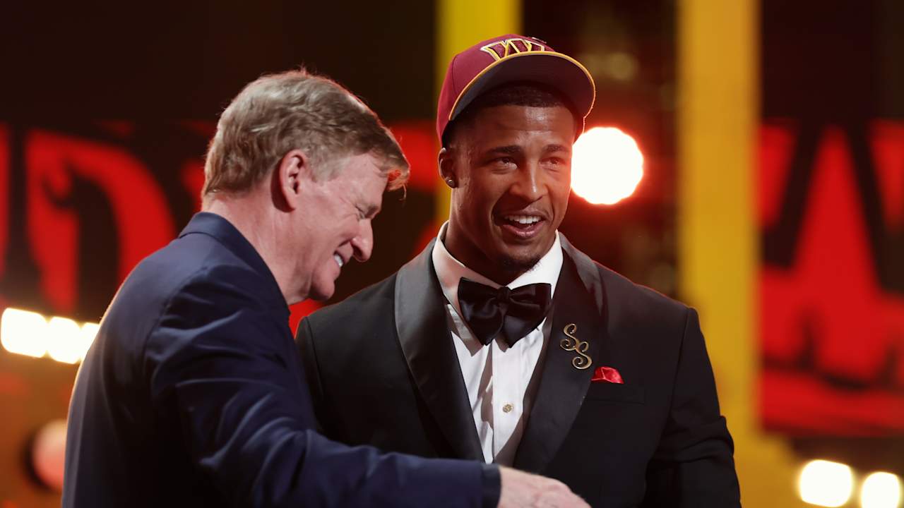 Social media reacts to Commanders taking LB Sonny Styles