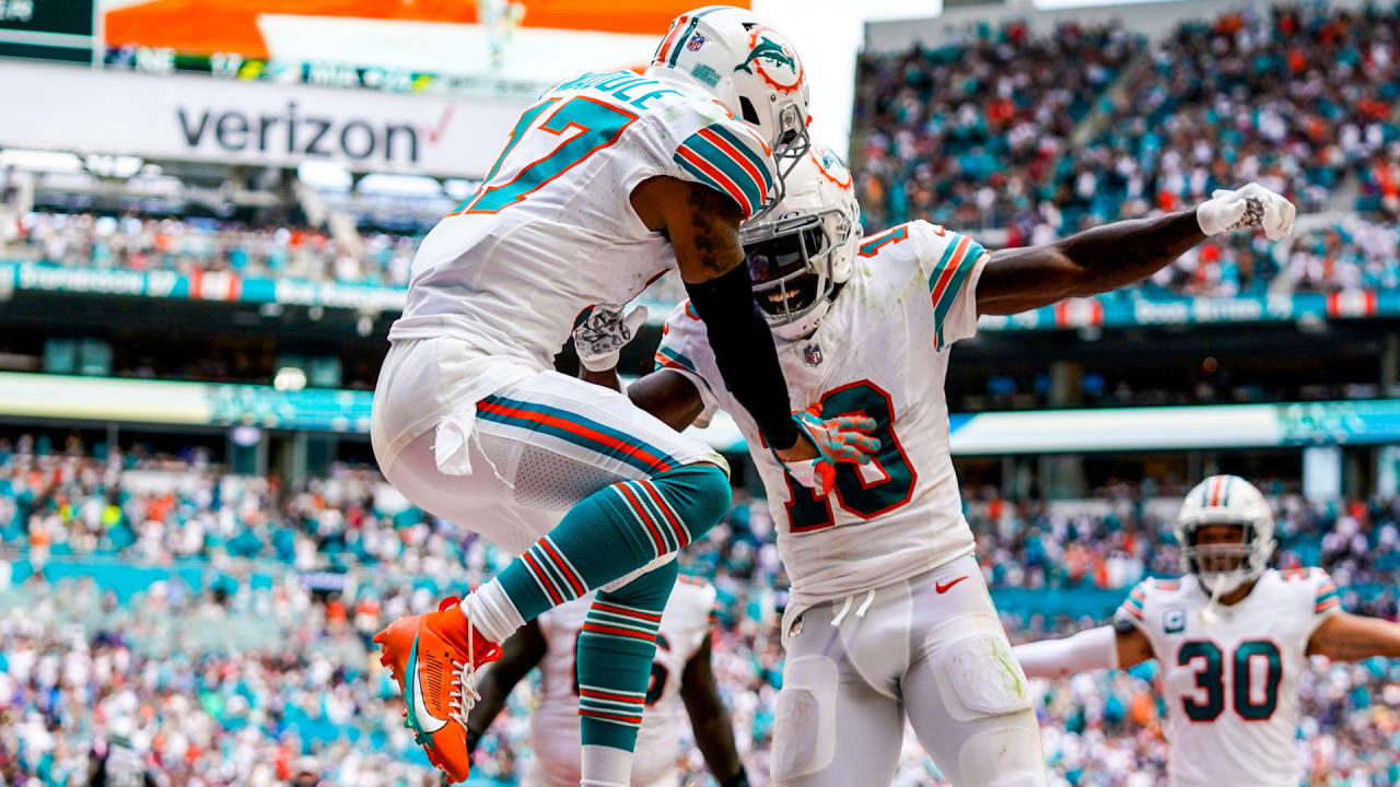 Dallas Cowboys vs. Miami Dolphins Defense Preparing to Tackle Speedy