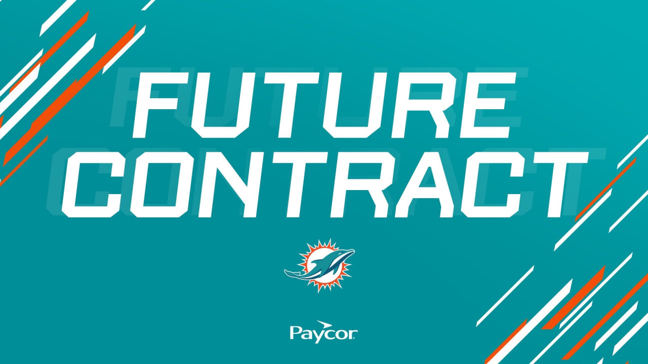 Miami Dolphins Sign Sexton to Future Contract