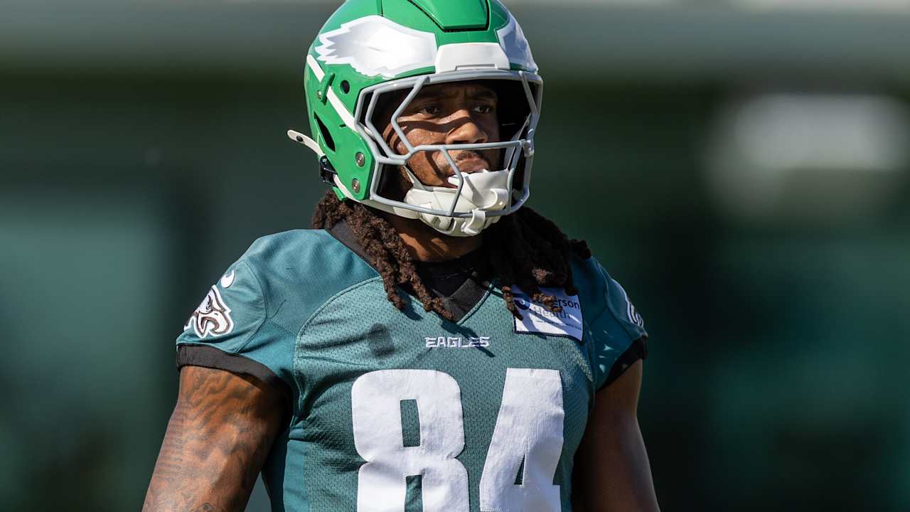 Eagles elevate E.J. Jenkins from the practice squad for Sunday's game