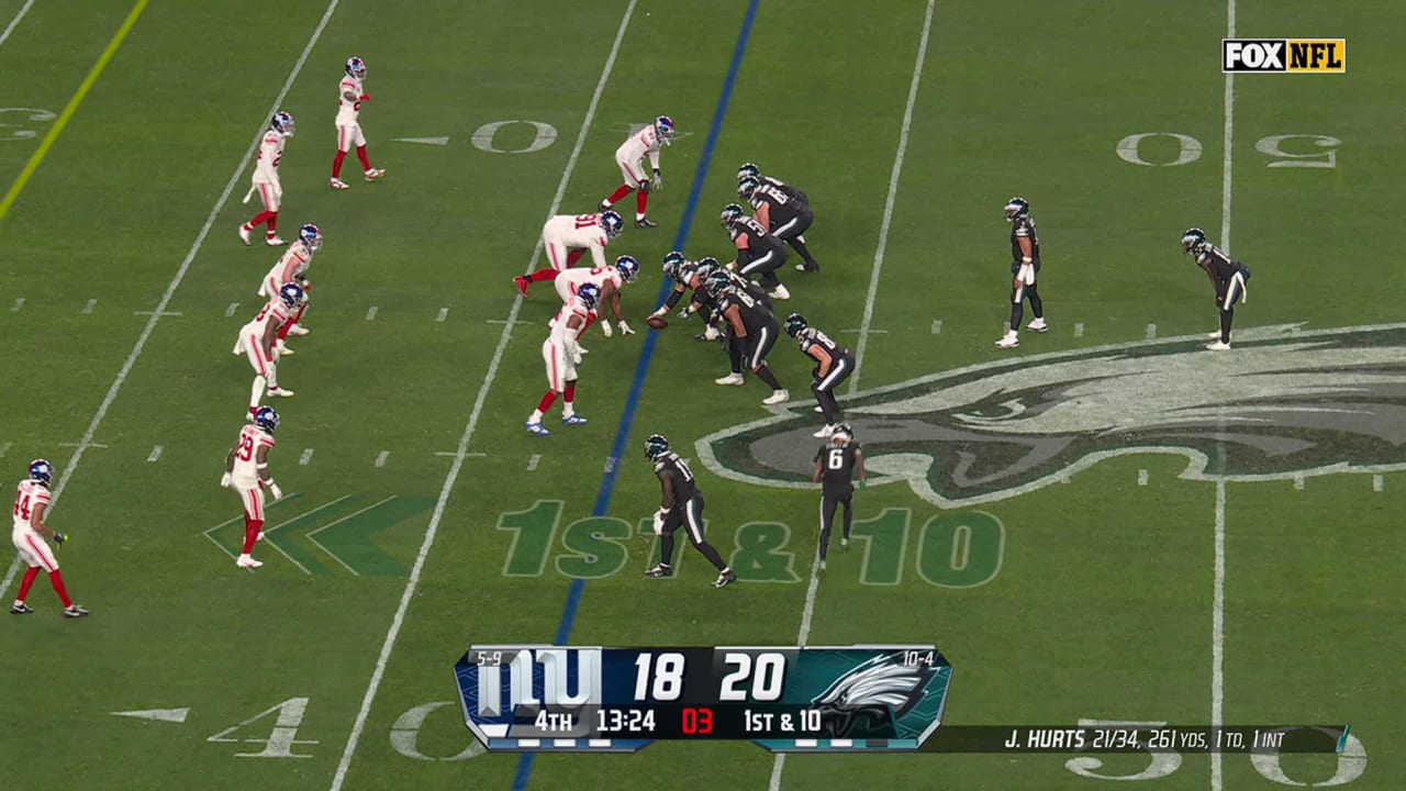 highlight-kenneth-gainwell-follows-32-yard-catch-with-a-22-yard-run