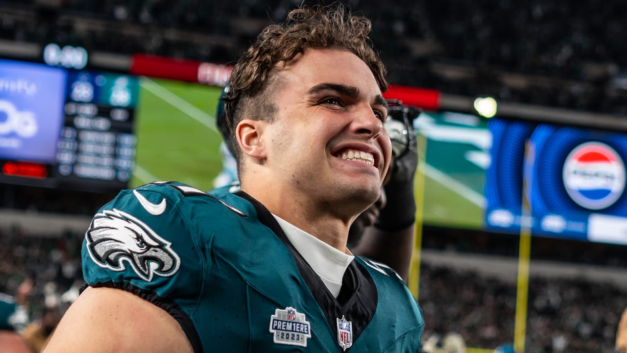 Eagles Elevate Ben VanSumeren For Monday Night’s Game Vs. Chiefs