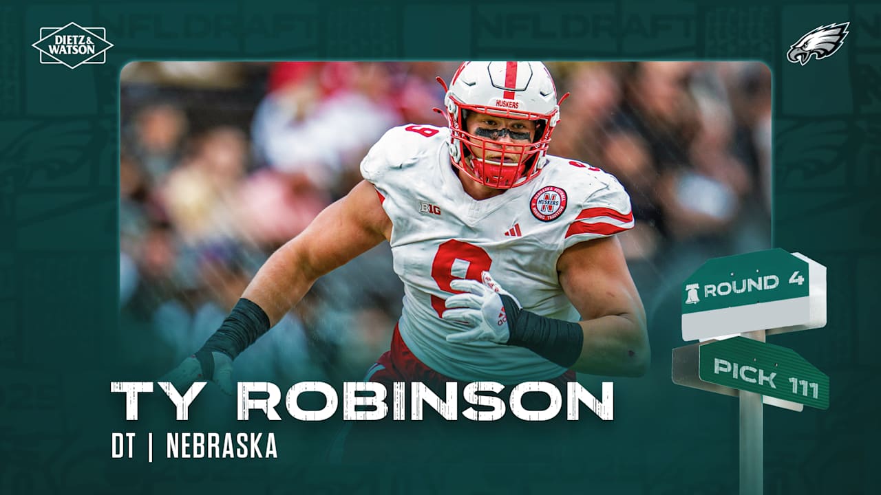 Eagles select DT Ty Robinson with the No. 111 pick in the 2025 NFL Draft