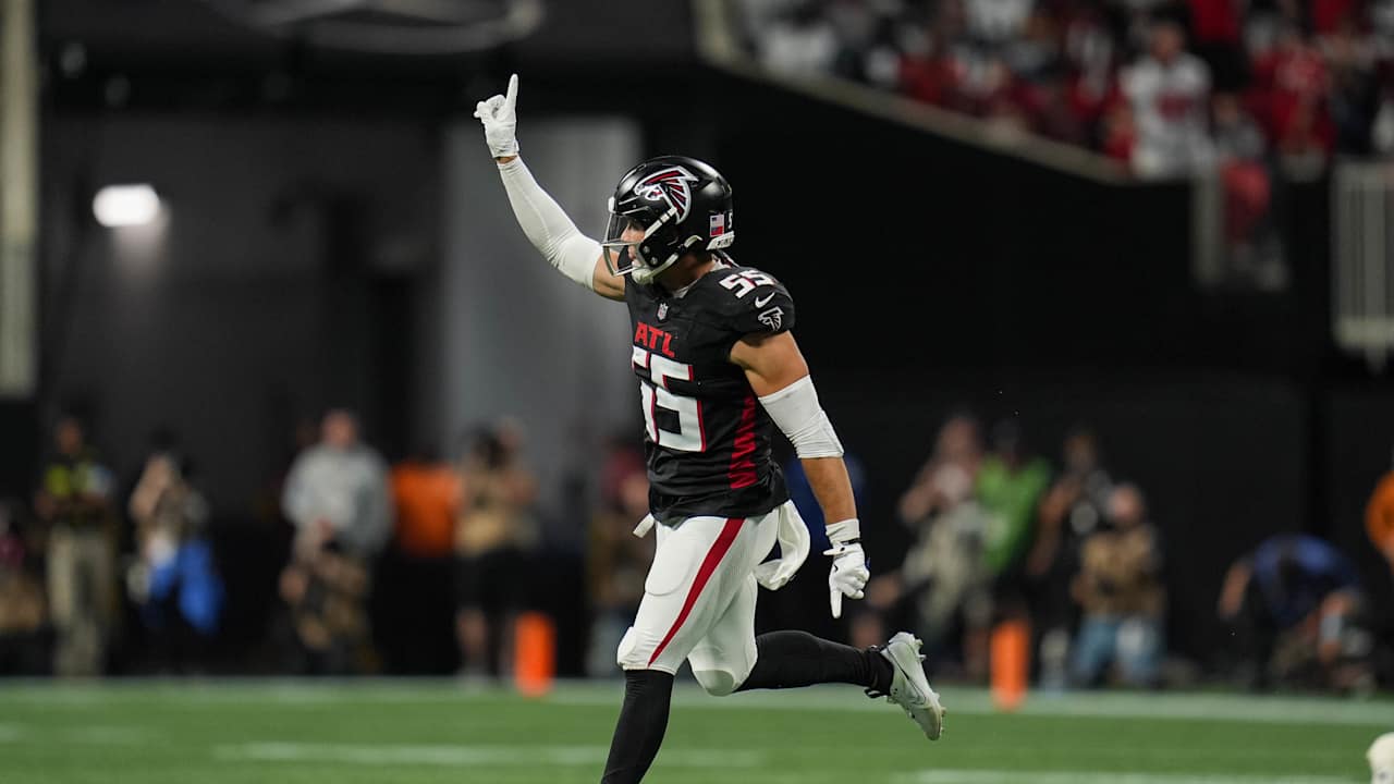 Kaden Elliss comes up with big forth-down stop to halt Cowboys' progress