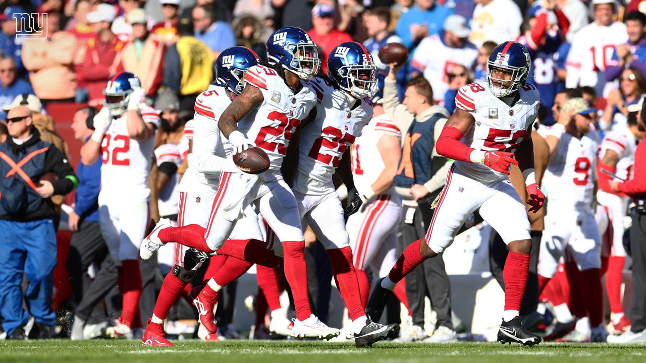 Giants force 6 turnovers to complete season sweep of Commanders - Vimarsana News