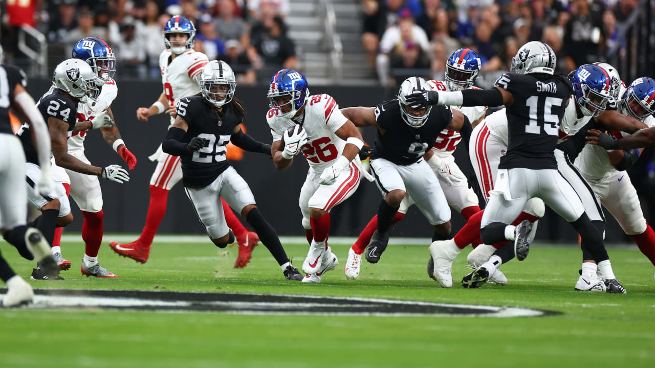 Watch highlights from Giants vs. Raiders