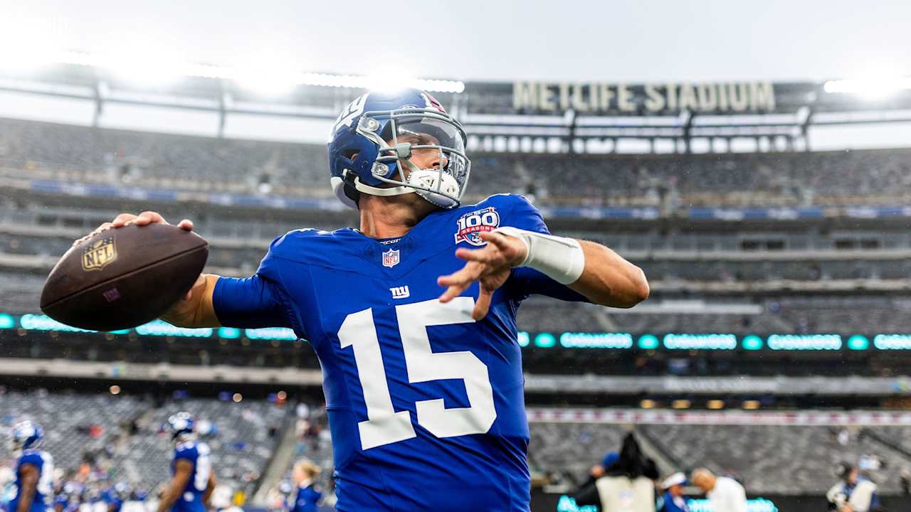 Giants look for 'spark' with QB switch to Tommy DeVito