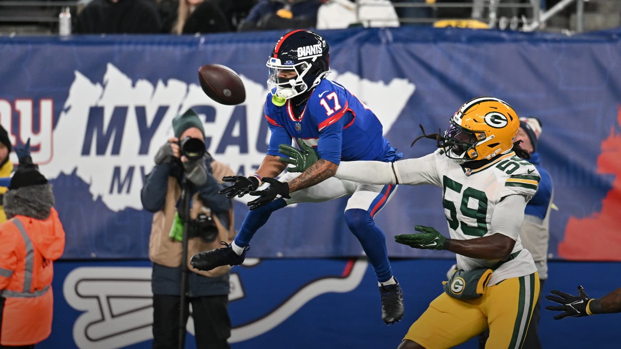 Wan'Dale Robinson Makes 25-yard Leaping Grab | Giants Vs. Packers ...