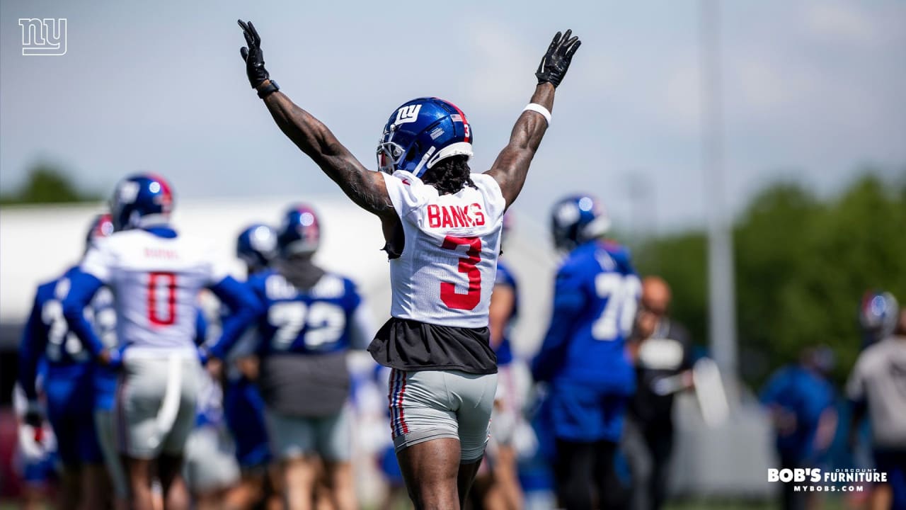 Jalin Hyatt makes catch of the day at OTAs; Deonte Banks grabs INT