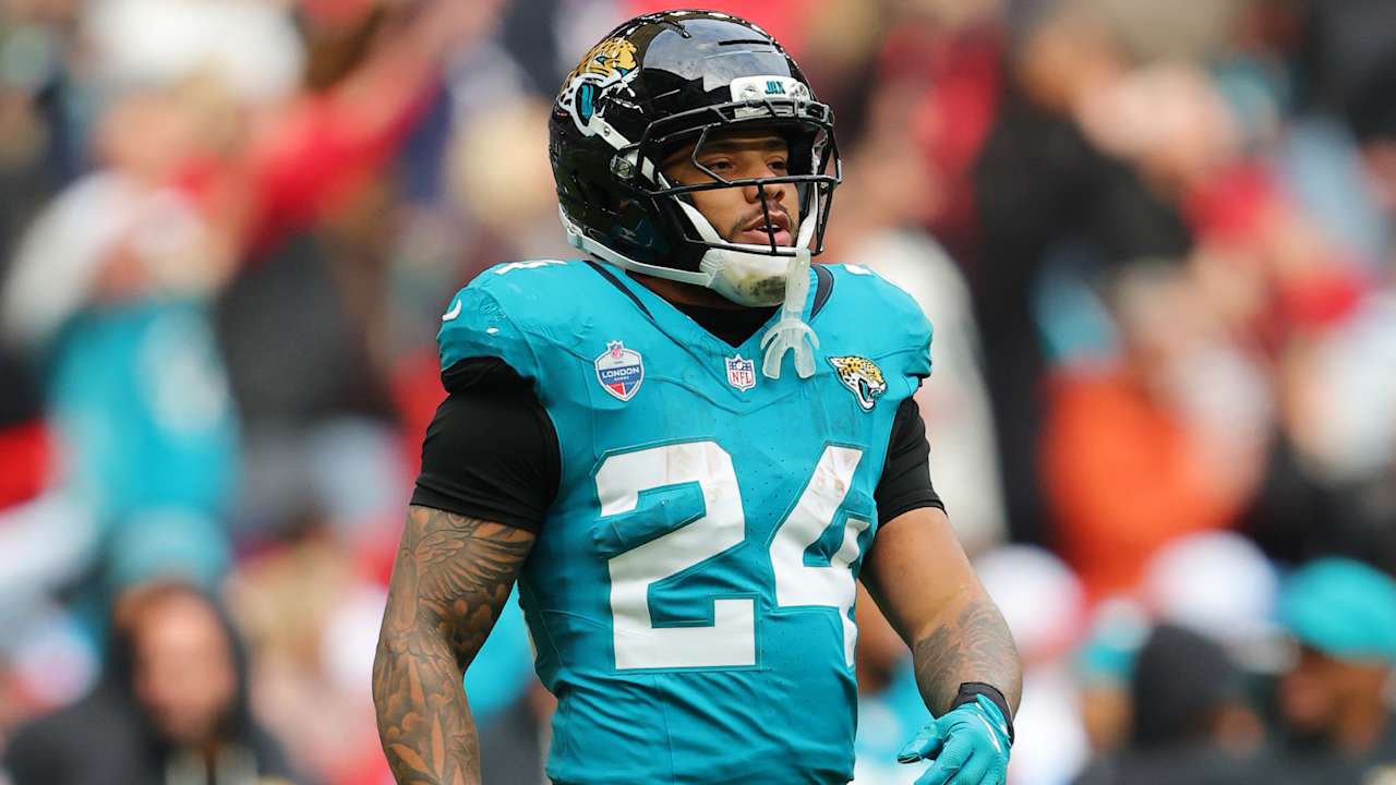 HIGHLIGHT | Rodriguez Forces Three Missed Tackles on 14-Yard Run