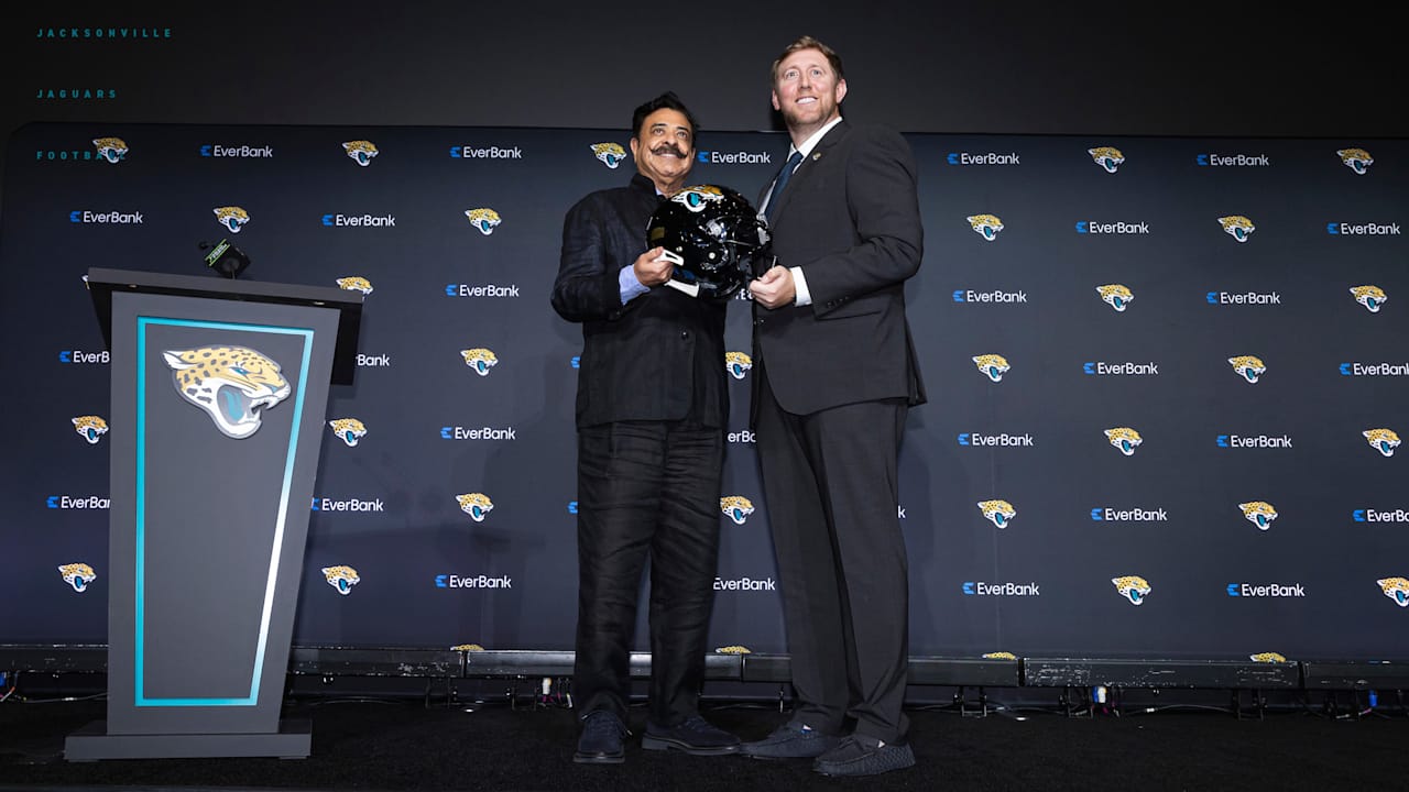 Shad Khan se junta a Liam Coen em seu primeiro dia como Jaguars principal treinador
 #ÚltimasNotícias