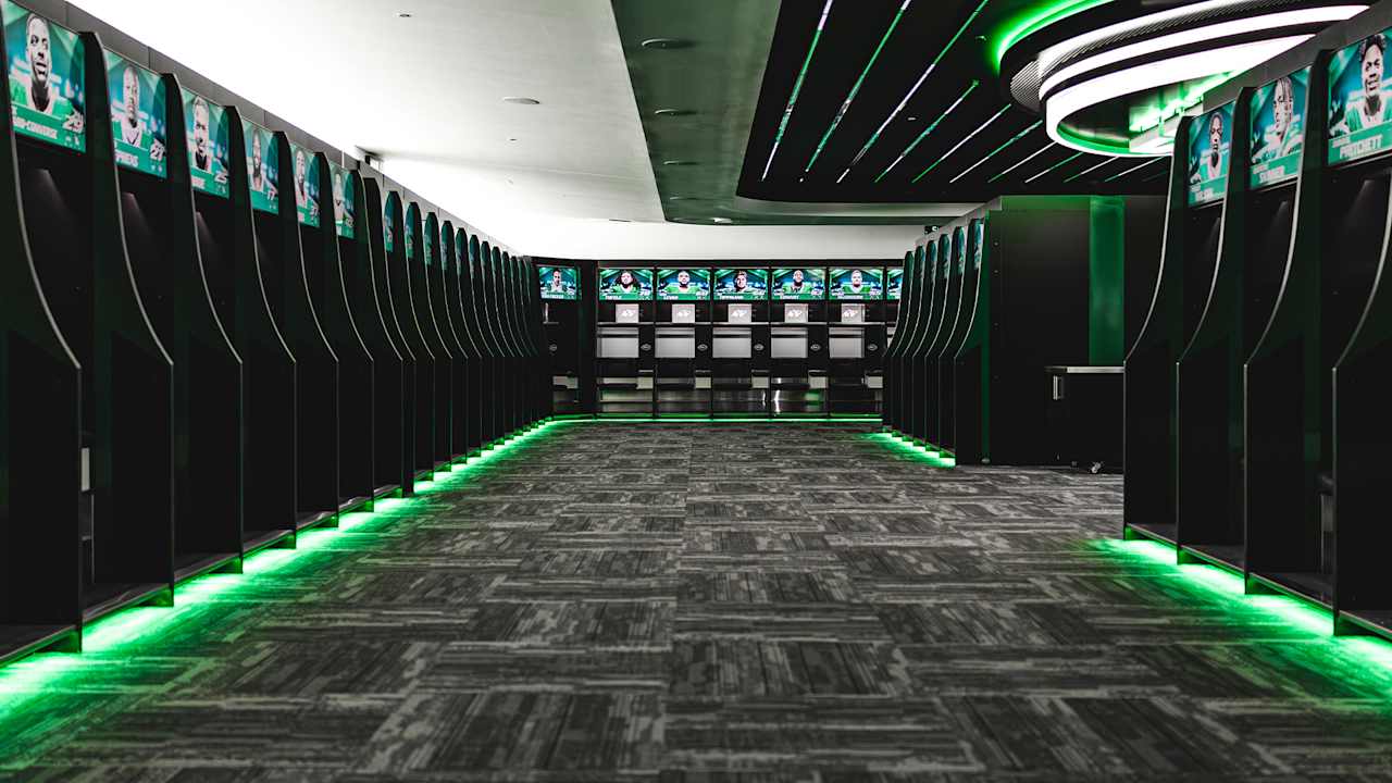 Inside the Jets' State-of-the-Art Locker Room, image size:1280x720