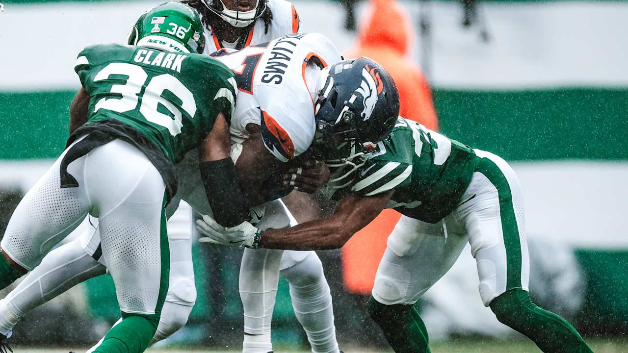 Jets Defense Gave Team 'Every Opportunity to Win' vs. Broncos in Week 4