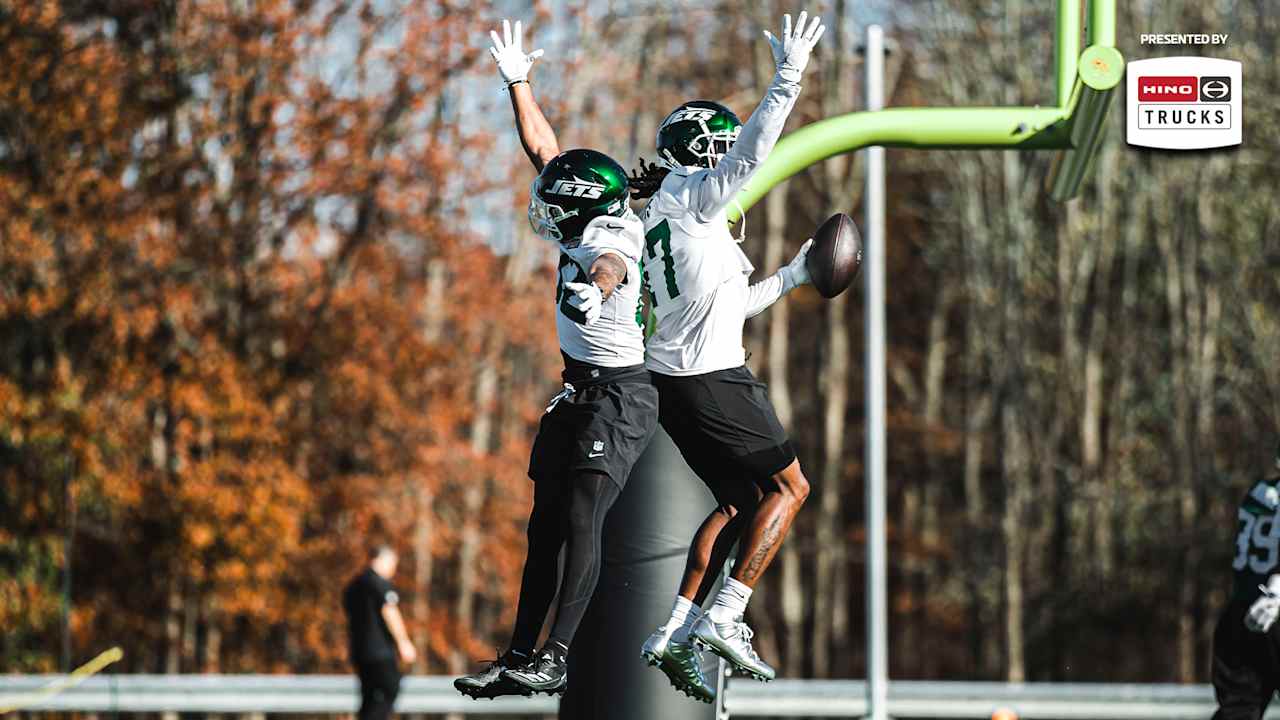 Gallery | Best Photos from Thursday's Week 10 Practice