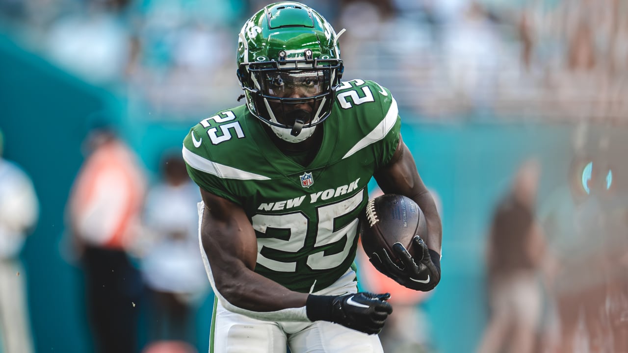 Which Young Jets Could Receive More Playing Time in Final 3 Games?