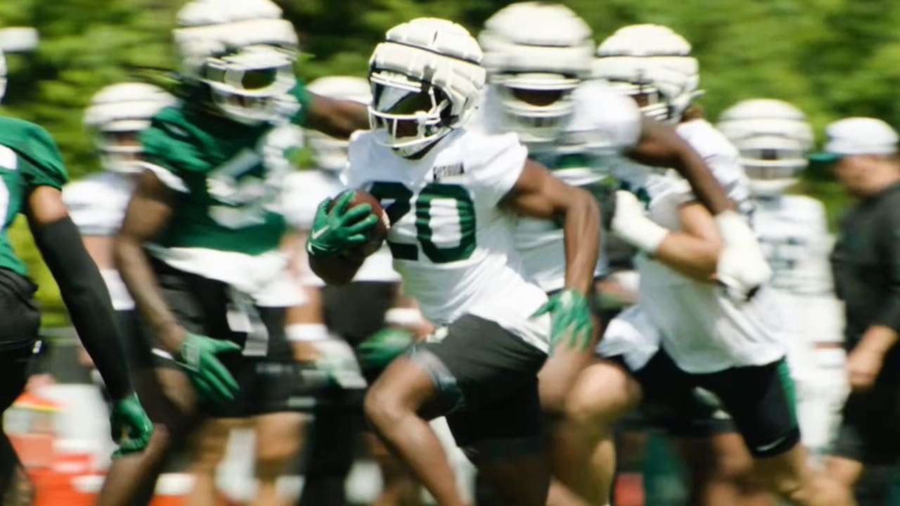 Jets Training Camp Highlight | Breece Hall Races Through The Defense ...