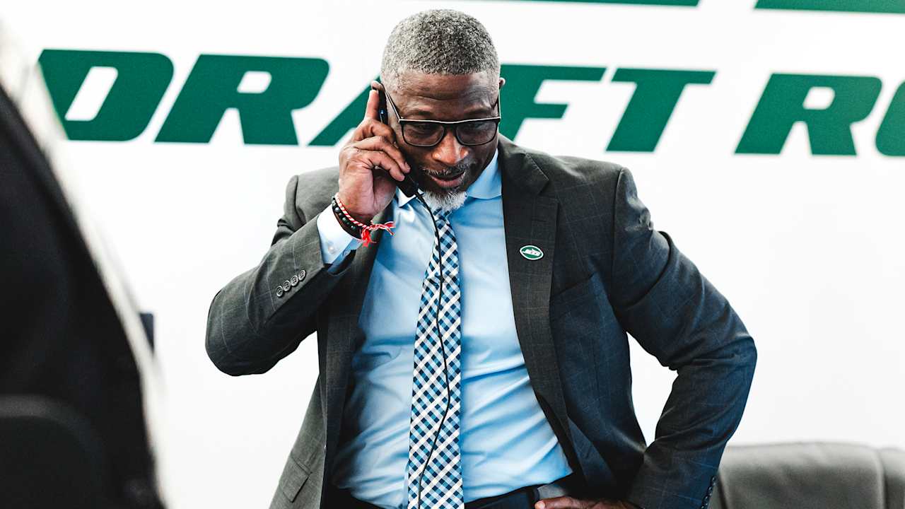 ESPN's Field Yates: Jets in Unique Position to Change Their Future in ...