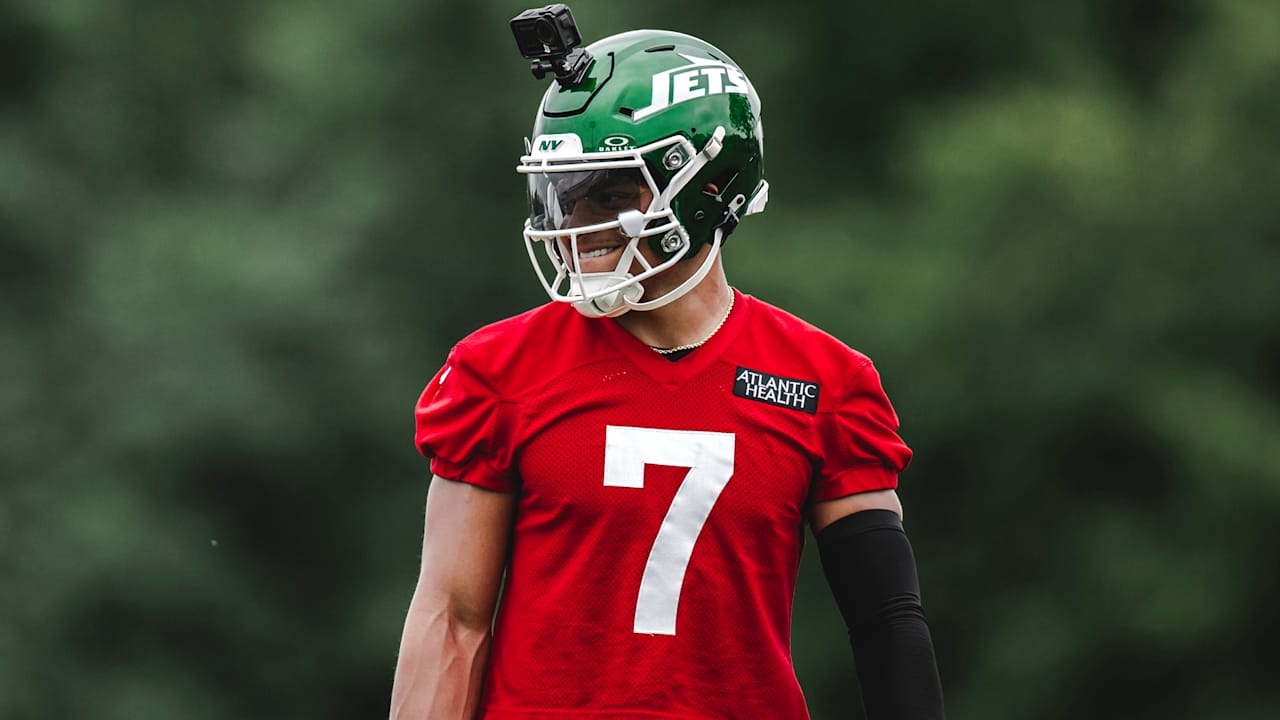 Jets Minicamp Practice Report | Aaron Glenn Impressed by QB Justin Fields in First Session - New York Jets