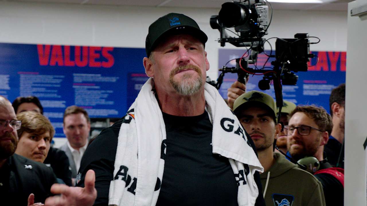 Lions at Commanders: Locker room celebration