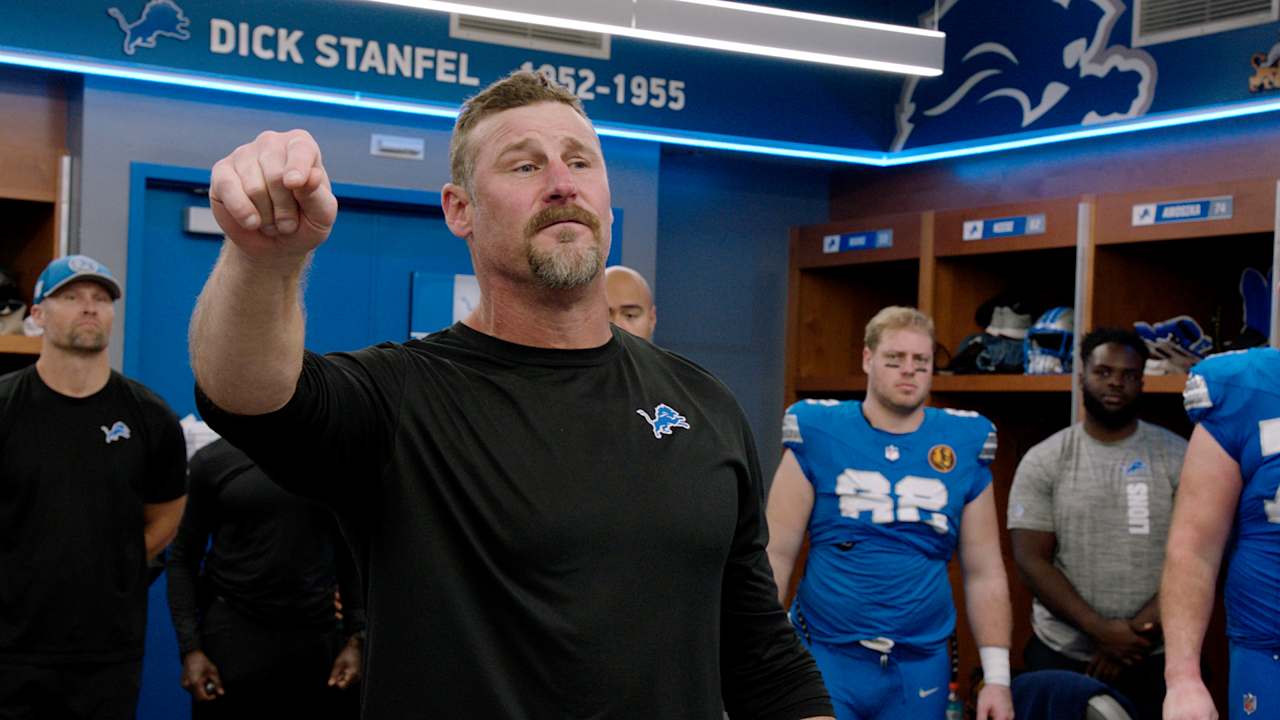 lions-vs-bears-locker-room-celebration