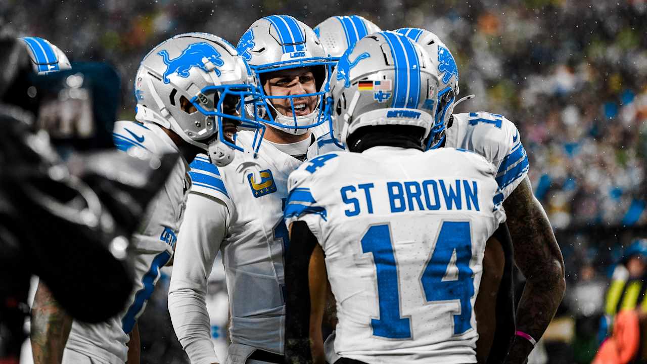 Detroit Lions vs. Green Bay Packers, Sunday, November 3rd